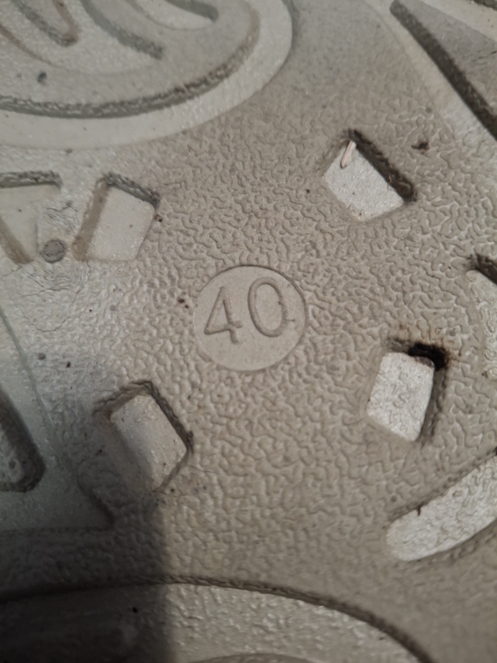 Men Shoes Subcategory Classification - Picture 3 of 3
